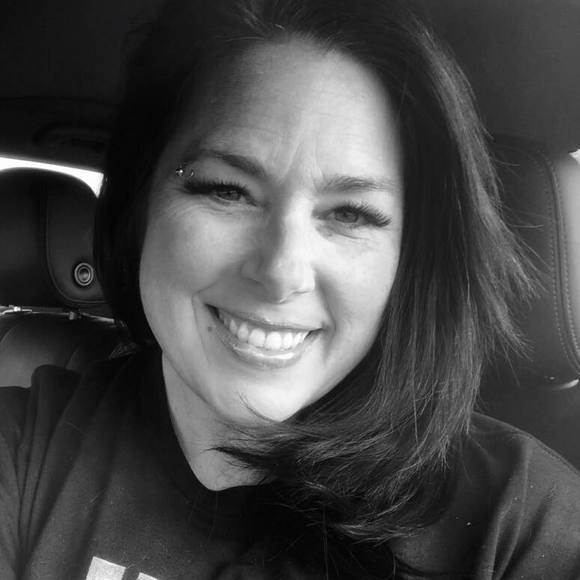 Meet your Posher, Christie - Picture 1 of 1